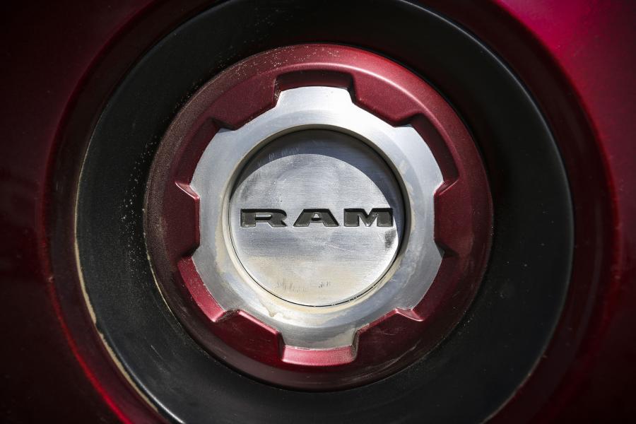 Детали экстерьера Dodge Ram Rebel TRX Concept 2016 года  (фото 20 из 24)